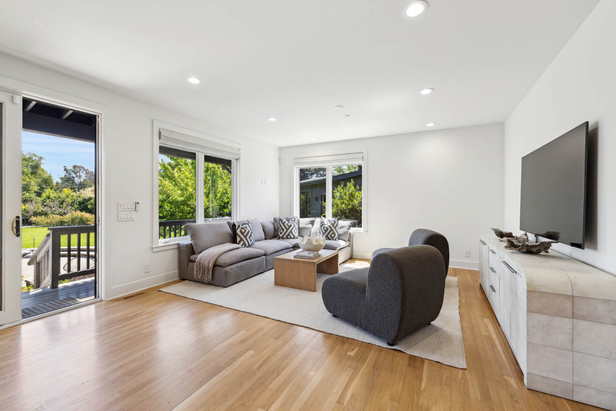 031-490-west-maple-way.80986.p5k.051